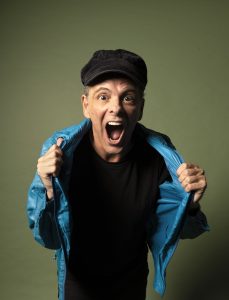 Rodrigo Santos (ex-Barão Vermelho) fará show e palestra no FestCine Pedra Azul. Foto: divulgação