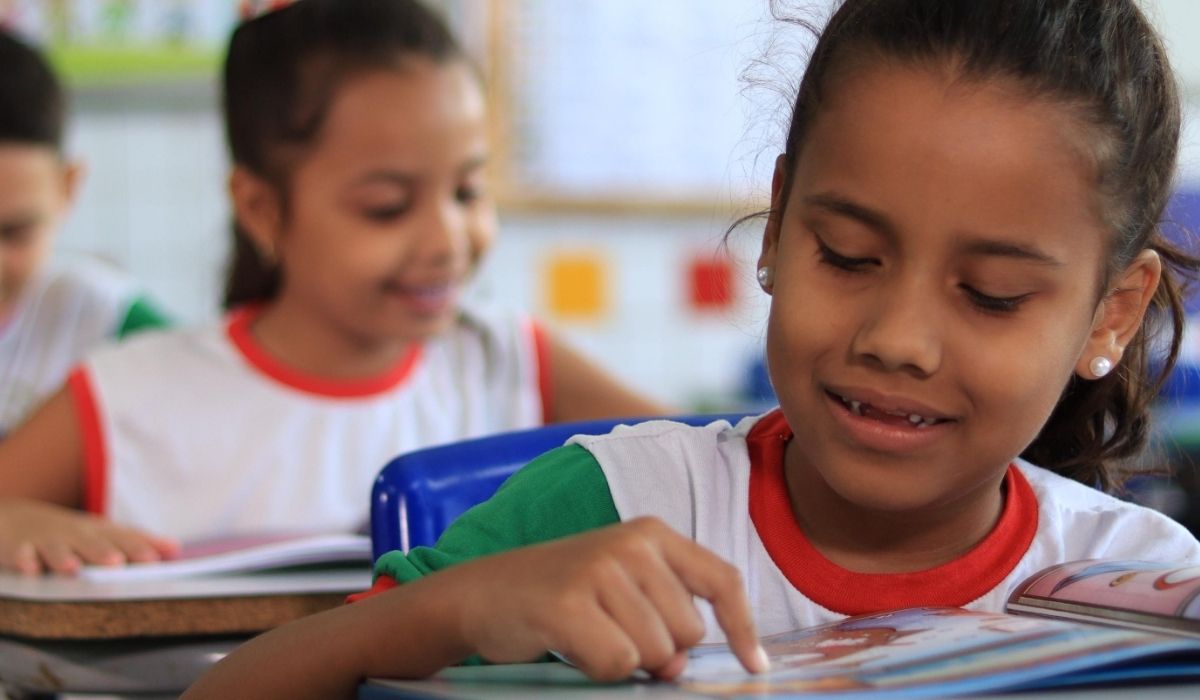 1% dos alunos da rede municipal estão lendo na idade certa. Foto: Prefeitura de Viana