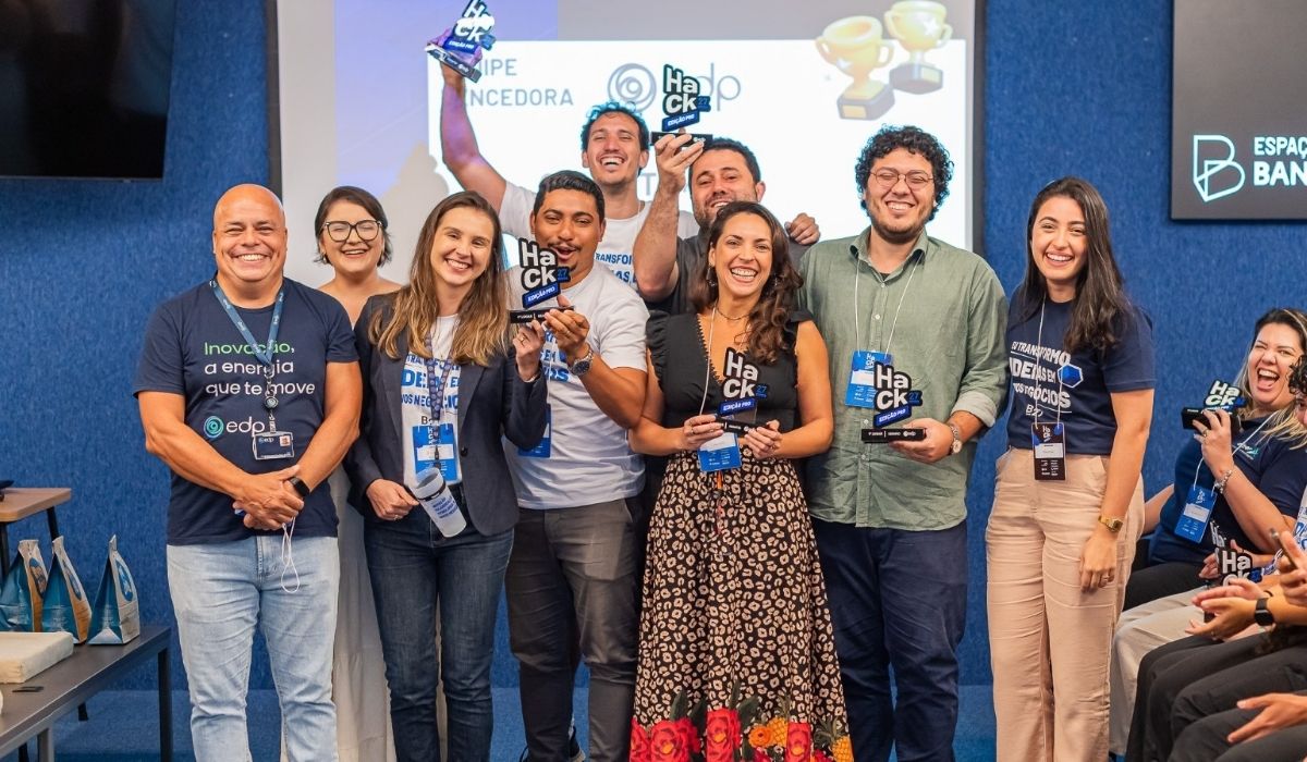 Dividida em três etapas, a maratona contará com o apoio de mentores e especialistas que orientarão o desenvolvimento de projetos e a prototipagem das ideias.. Foto: divulgação/ Base27