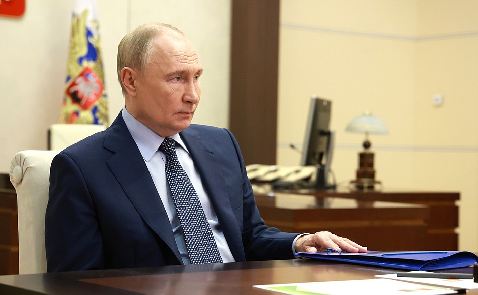Putin afirmou que o governo Trump ouve justificativas russas sobre Ucrânia, diferentemente de Biden, e vê 