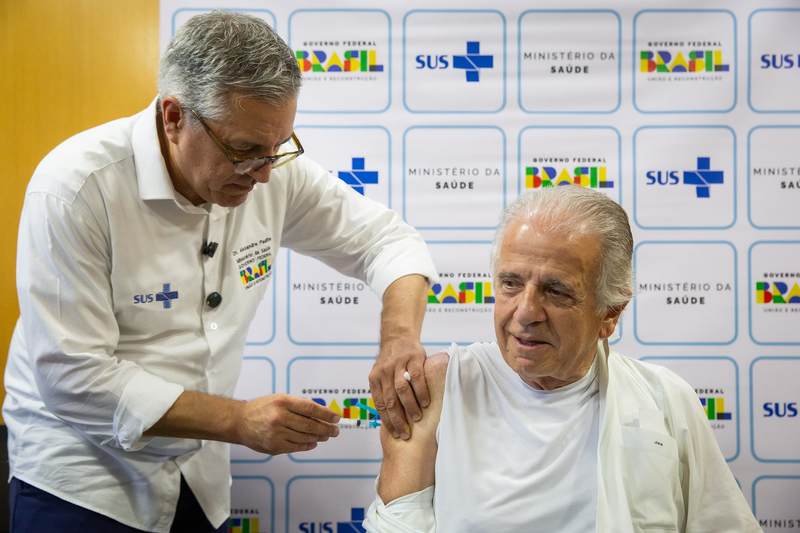 Brasil avança na saúde pública com produção nacional da vacina contra VSR (Butantan/Pfizer) e do Natalizumabe (Butantan/Sandoz); SUS terá imunizante para bebês/ Fonte: Fotos Públicas - Foto por: Rafael Nascimento:MS