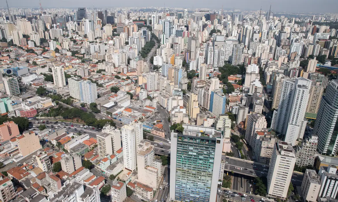 O governo federal oficializou o novo modelo de crédito imobiliário, alterando regras da poupança para ampliar o financiamento da casa própria - Diogo Moreira/Divulgação Governo de São Paulo/ Agência Brasil