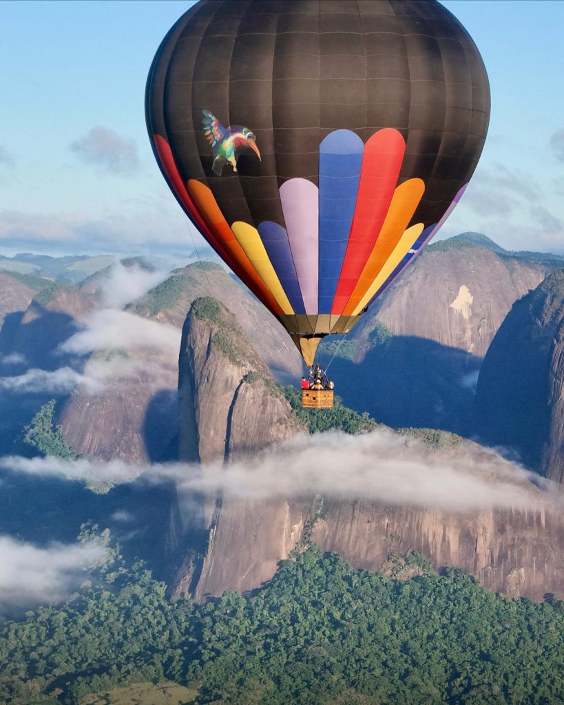Pedra do Camelo: belezas naturais atraem trilheiros experientes