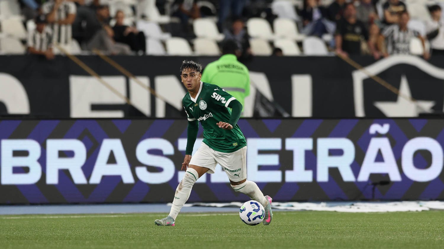 Domingo tem últimos jogos da Série A, decisões por Libertadores e rebaixamento, e na Europa destaques da Premier League, La Liga e Serie A - Foto: Cesar Greco/Palmeiras