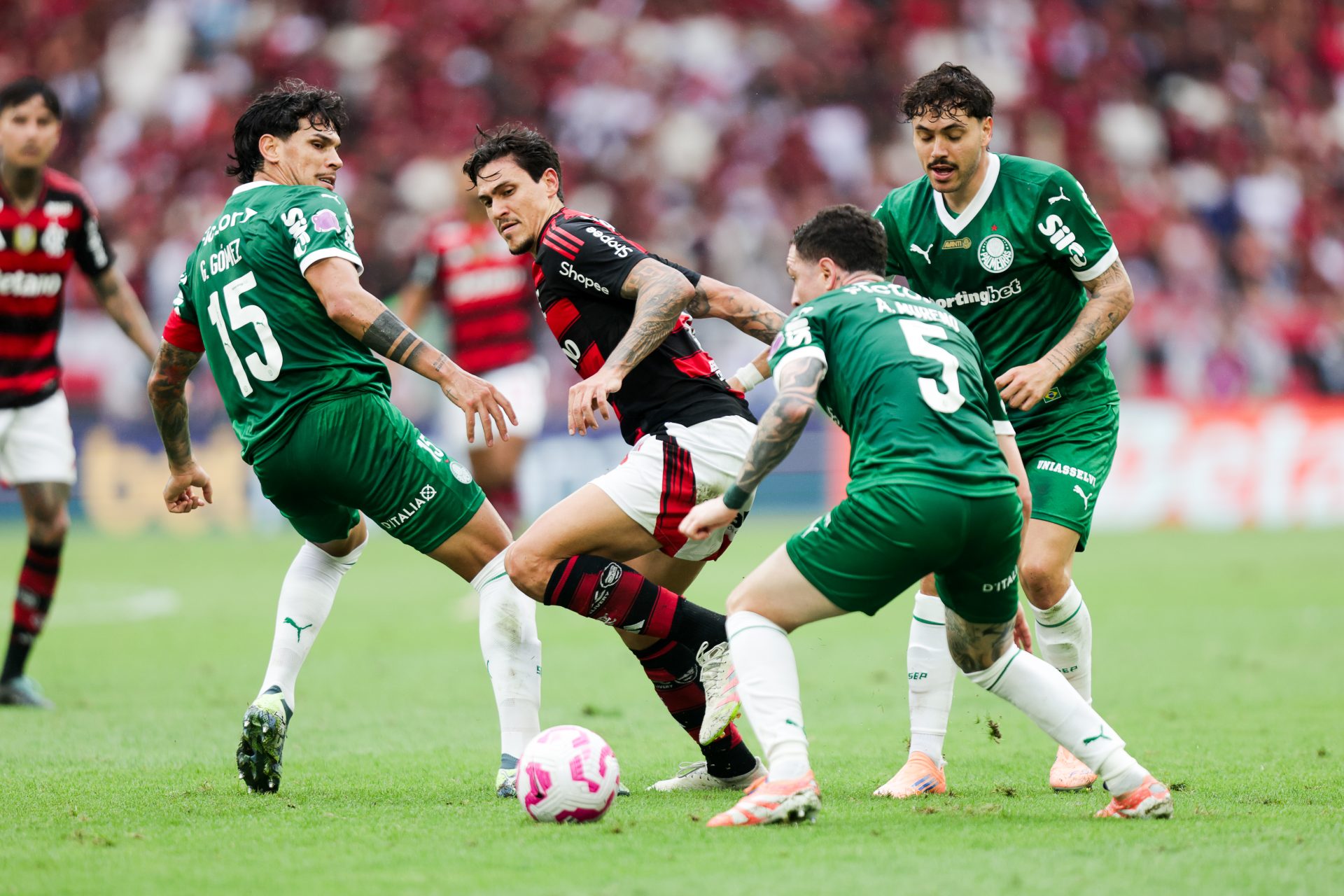 Expectativa para a 7ª final brasileira da Libertadores entre Flamengo e Palmeiras. Reviva as decisões históricas de 2005, 2006, 2020, 2021 e 2022 - Foto: GIlvan de Souza/Flamengo
