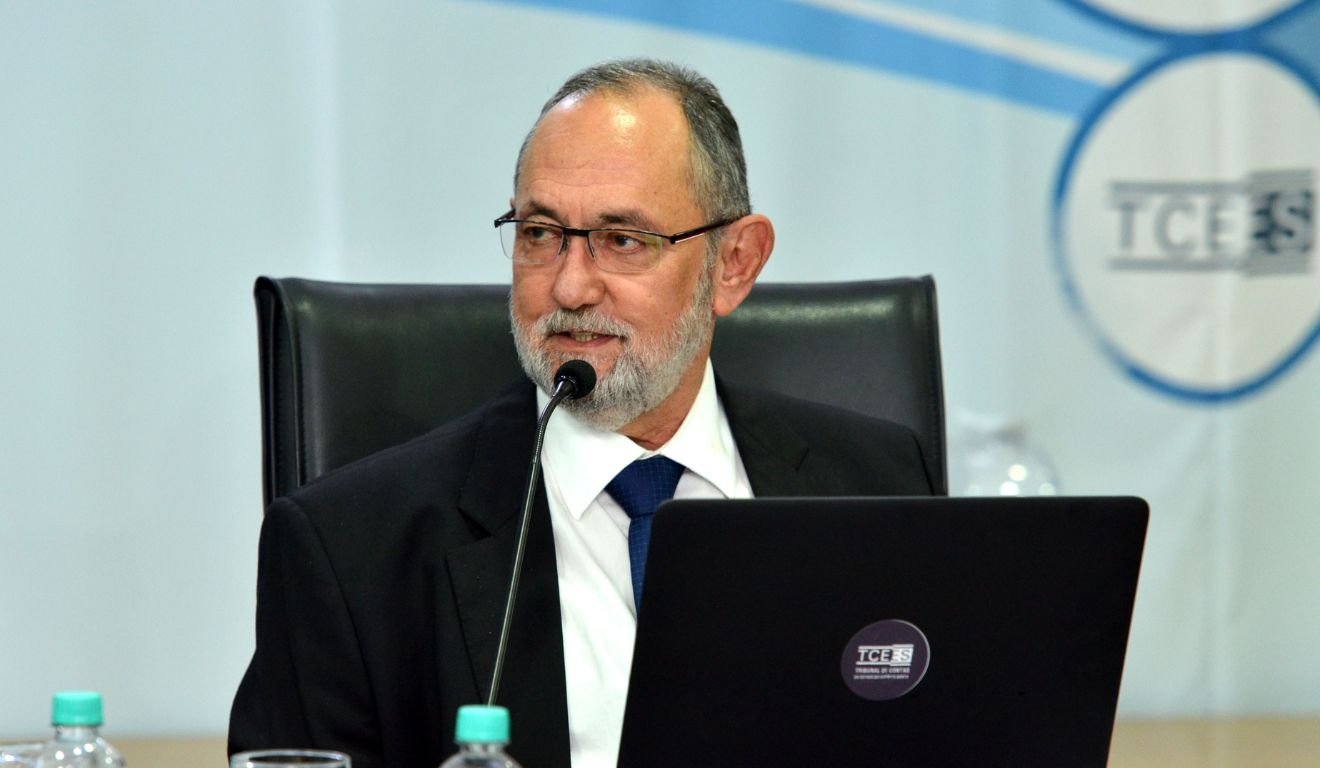 Ciciliotti assumirá a presidência do TCE-ES em 2026/2027, prometendo uma gestão estável e pacífica. Foto: Ascom (TCES)