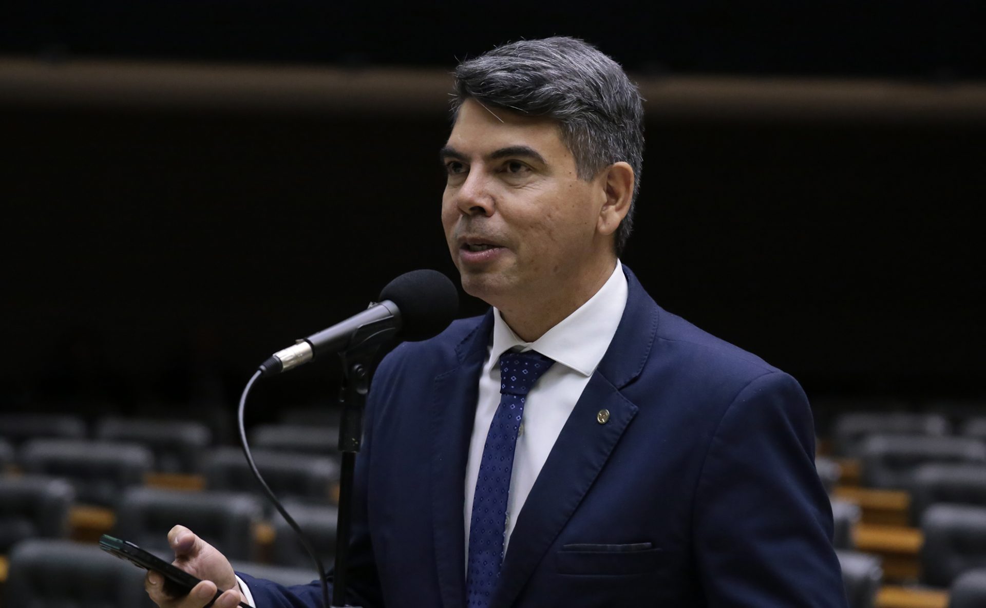 Deputado apresenta projeto para aumentar penas para crimes contra crianças e adolescentes. Foto: Divulgação