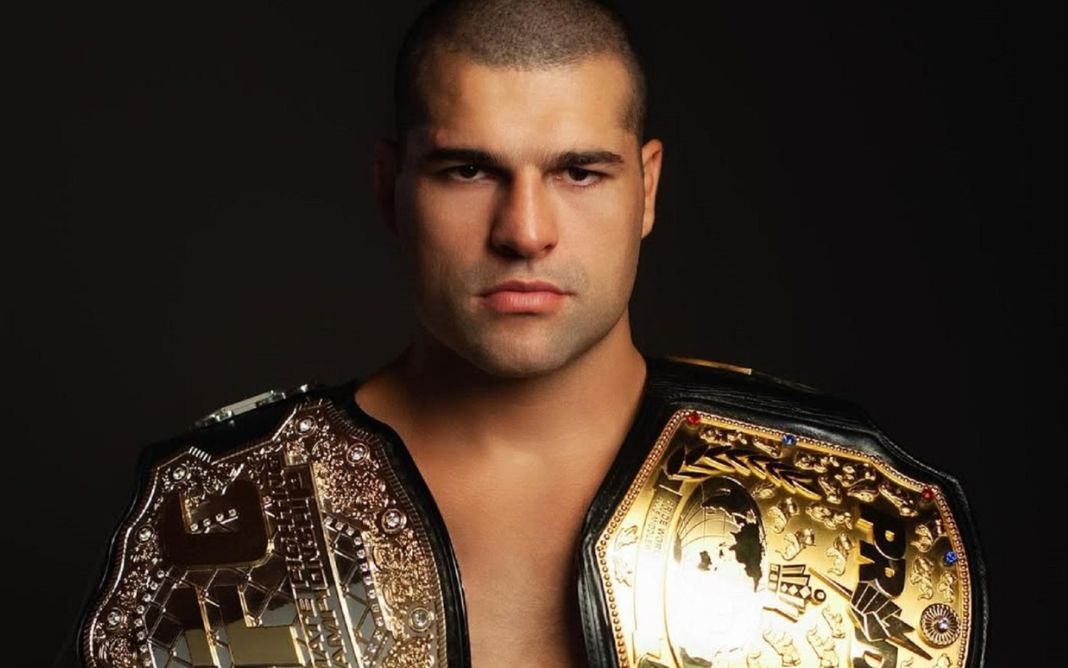Ex lutador que ja foi ganhador do mundial Peso-Médio pelo PRIDE, e campeão mundial Peso-Meio Pesado pelo UFC - Foto: Divulgação
