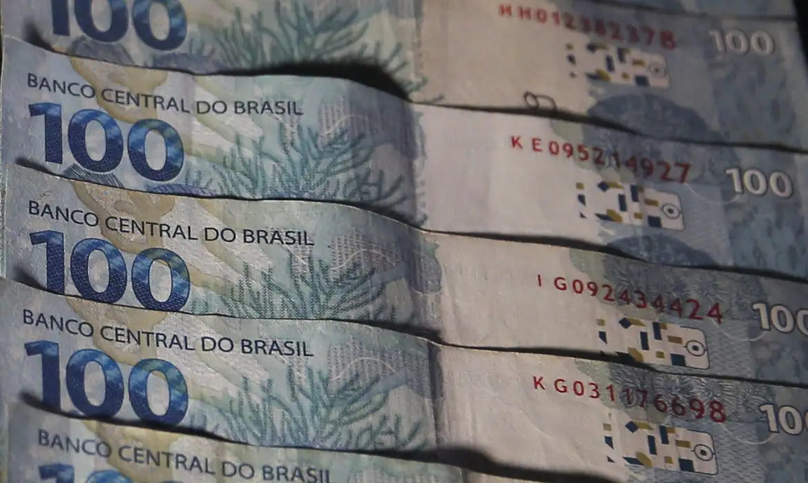 A derrota evidencia o desafio do governo para aprovar medidas de impacto econômico em um cenário político fragmentado. Foto: José Cruz (Agência Brasil)