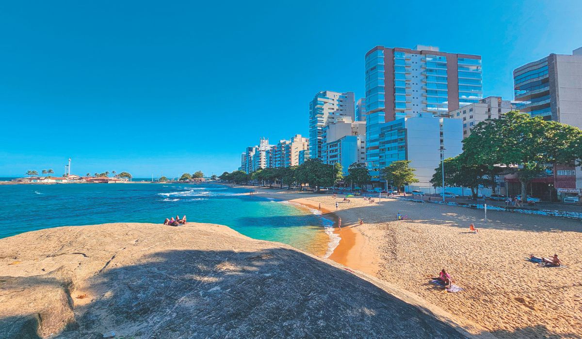 O que não falta para os turistas são praias no Espírito Santo. Foto: Fabricio Lima