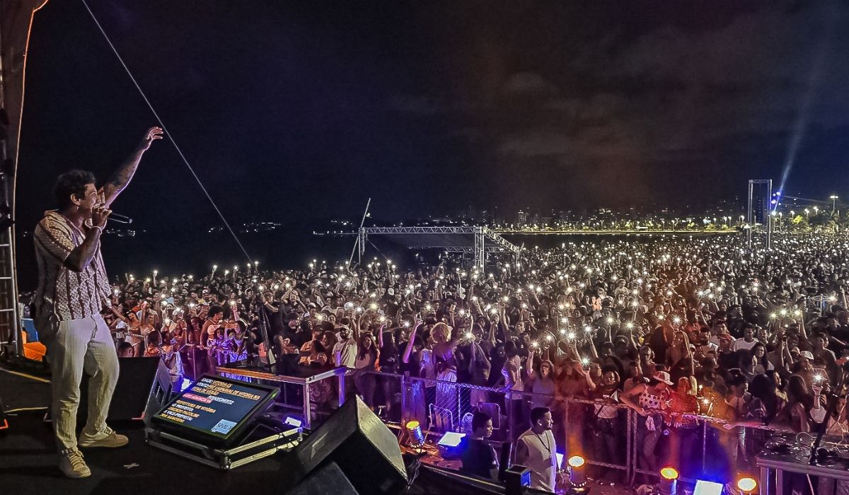Na Arena de Verão 2025, o público contou com show do cantor Jammil. Foto: André Sobral