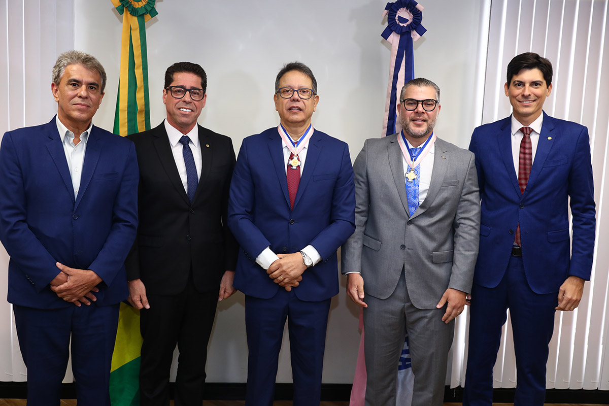 Marcelo Santos destacou que o reconhecimento expressa o respeito e a gratidão do povo capixaba a quem fortalece as instituições. Foto: Lucas S. Costa