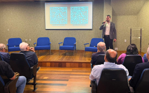 André Spalenza faz análises para a Fecomércio-ES. Foto: Amanda Amaral/ES Brasil