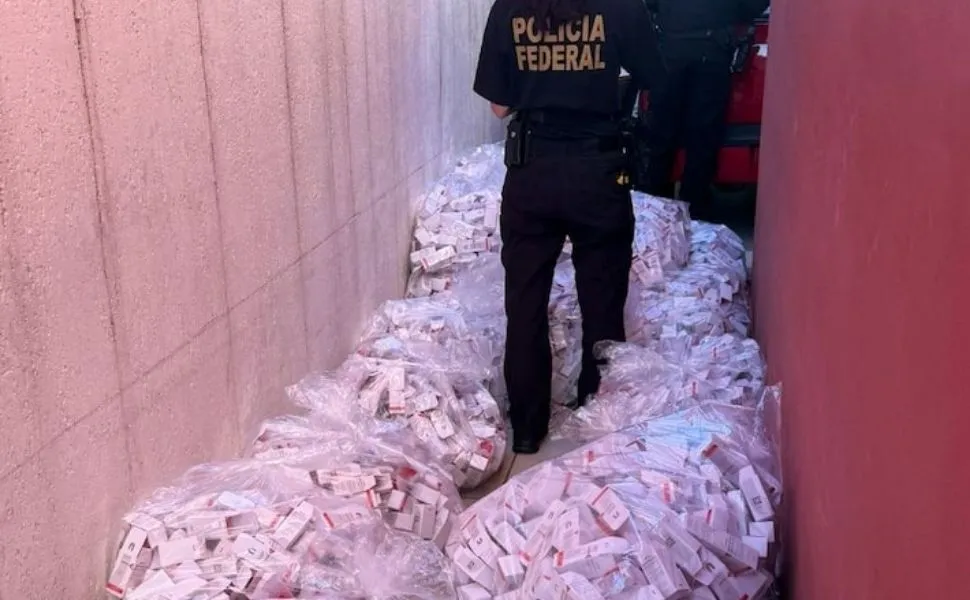 Polícia Federal deflagra operação contra quadrilha que produzia e comercializava tirzepatida (Mounjaro) ilegalmente. Risco sanitário grave é alertado - Foto: Divulgação/ PF