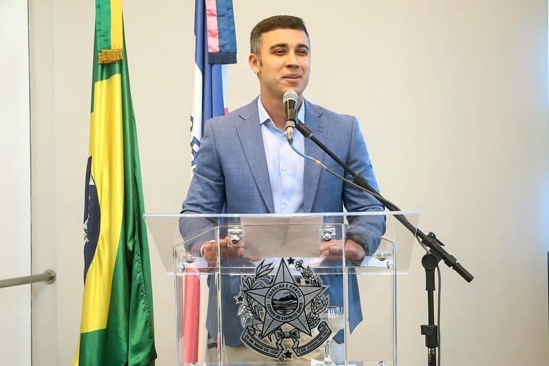 Prefeito Weverson Meirelles determina mudança na gestão. Foto: Reprodução (Instagram)