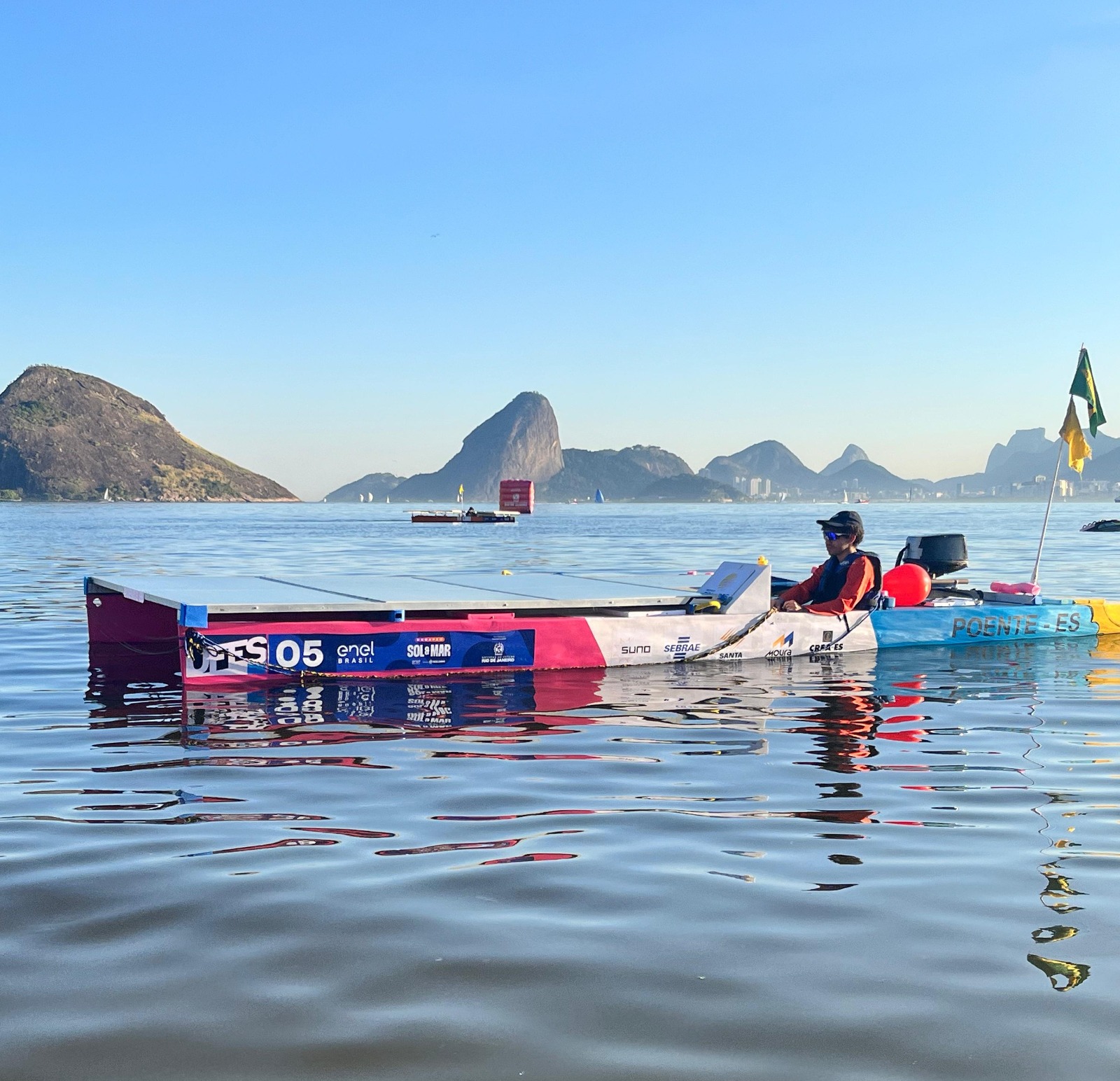 O Poente, barco solar do projeto, utiliza-se corrente contínua (CC), dispensando inversor. Foto: Divulgação