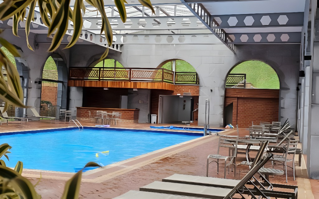 As piscinas aquecidas garantem o conforto nas estações mais frias. Foto: Divulgação