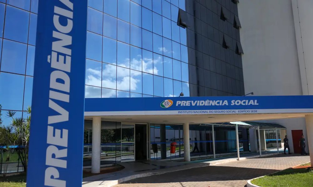 Governo estuda busca ativa para ressarcir aposentados e pensionistas do INSS com descontos indevidos, priorizando vulneráveis - Foto: Fabio Rodrigues-Pozzebom/ Agência Brasil