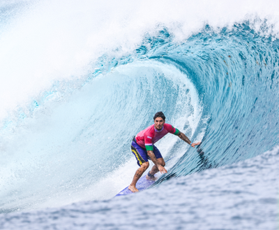 Gabriel Medina, tricampeão mundial, retorna ao Circuito Mundial de Surfe em 2026, anuncia WSL - Foto: Fotojump