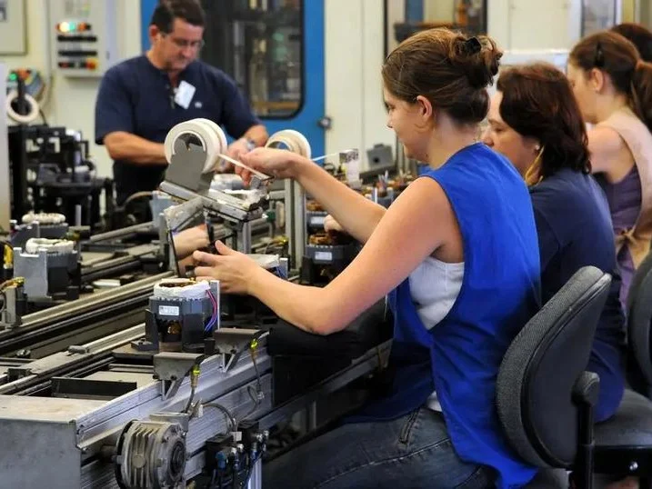 Com taxa de desocupação em 2,6% o desafio passa a ser a capacidade das empresas de encontrar e manter trabalhadores.