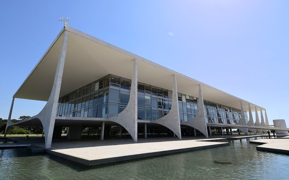 A Presidência da República agendou a sanção do projeto que eleva a isenção do Imposto de Renda para R$ 5 mil - Foto: Reprodução
