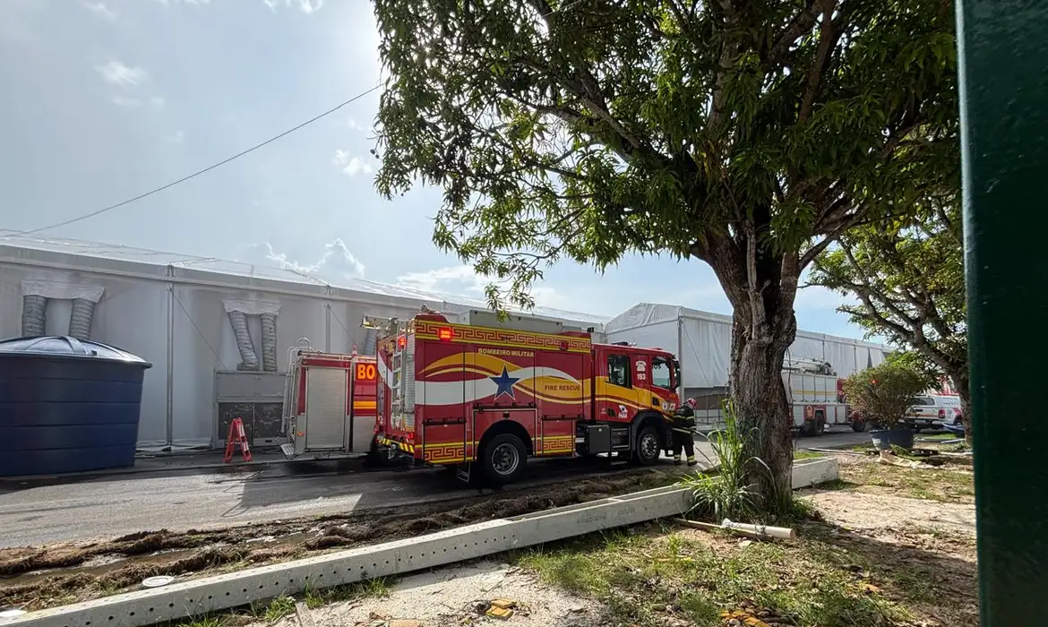 A Zona Azul da COP30 reabriu após incêndio. Autoridades e Bombeiros garantiram segurança no local - Foto: Tânia Rêgo/Agência Brasil