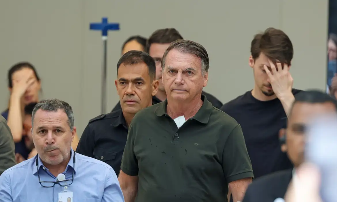 Ex-presidente Jair Bolsonaro é autorizado a se internar para cirurgia de hérnia em Brasília - Foto: Fabio Rodrigues-Pozzebom/ Agência Brasil