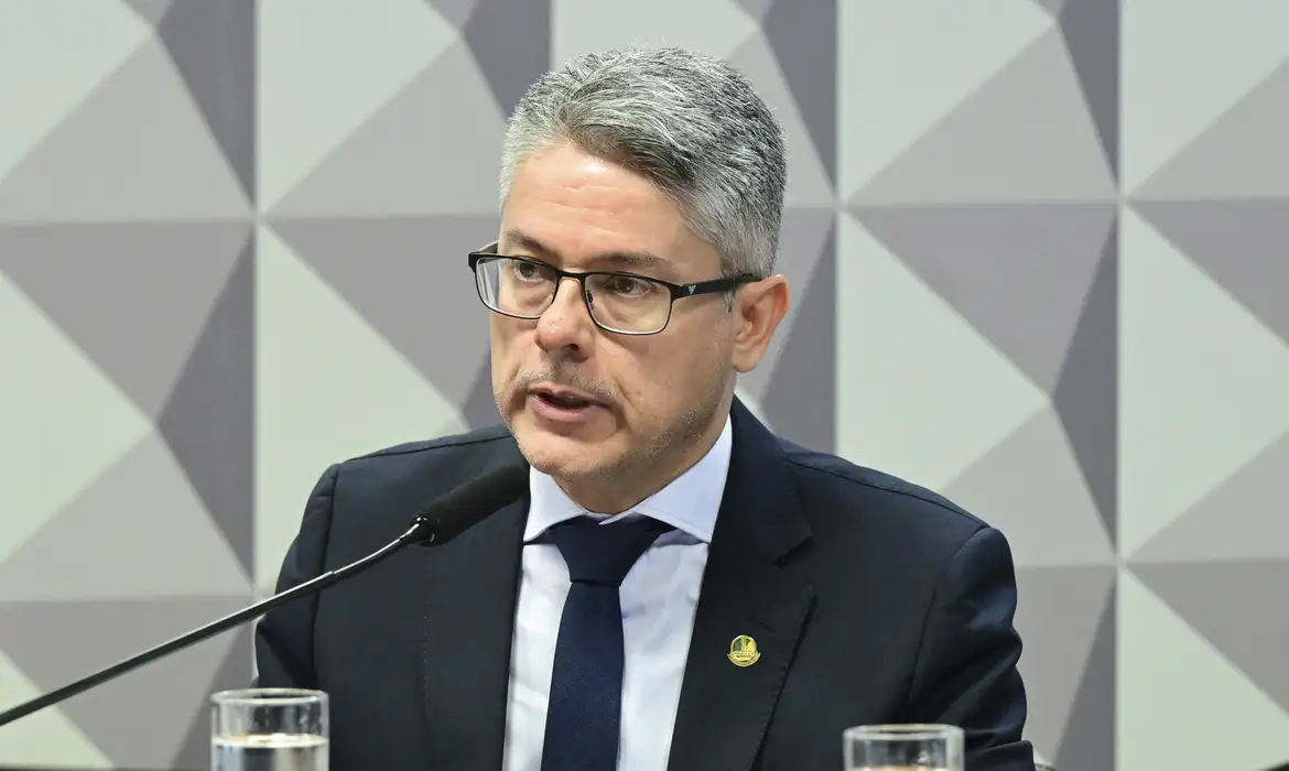 O Senado aprova o PL Antifacção, que endurece o combate ao crime organizado no Brasil. Conheça as novas penas, regras para facções e milícias - Geraldo Magela/Agência Senado