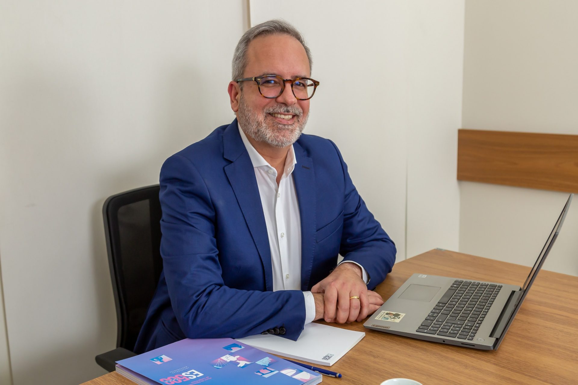 André Brito, diretor de Gestão Pública do ES em Ação, conduzirá a entrega do Selo de Qualidade em Transparência e Governança Pública 2025. Foto: Divulgação.