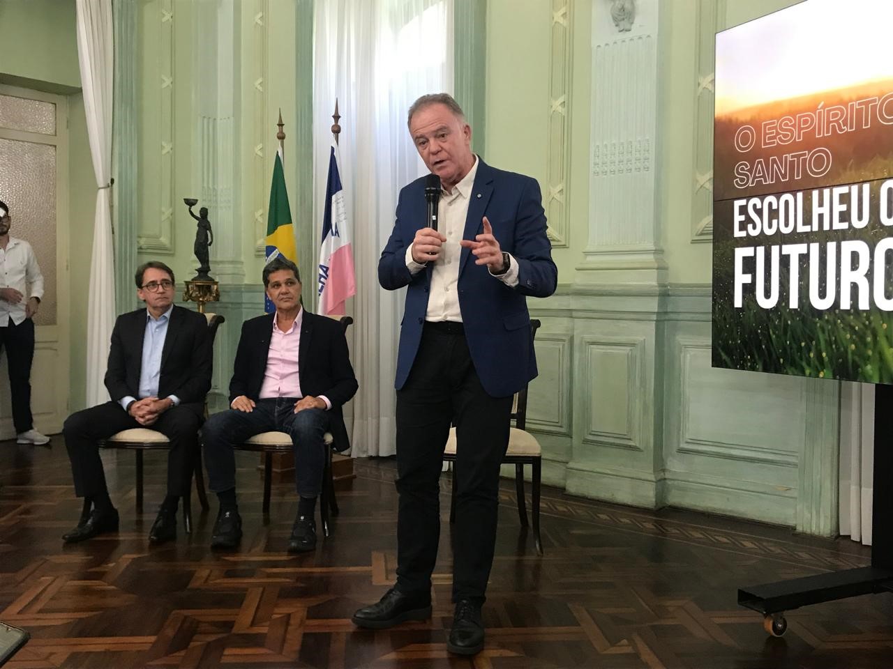 Casagrande e Ferraço apresentam balanço da gestão de 2025 e aponta prioridades para o próximo período. Foto: Denise Miranda (ES Brasil)