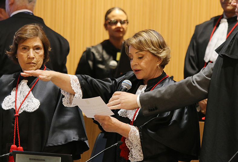 Desembargadora Janete Vargas Simões toma posse como primeira presidente mulher do TJES em 134 anos. Foto: TJ-ES