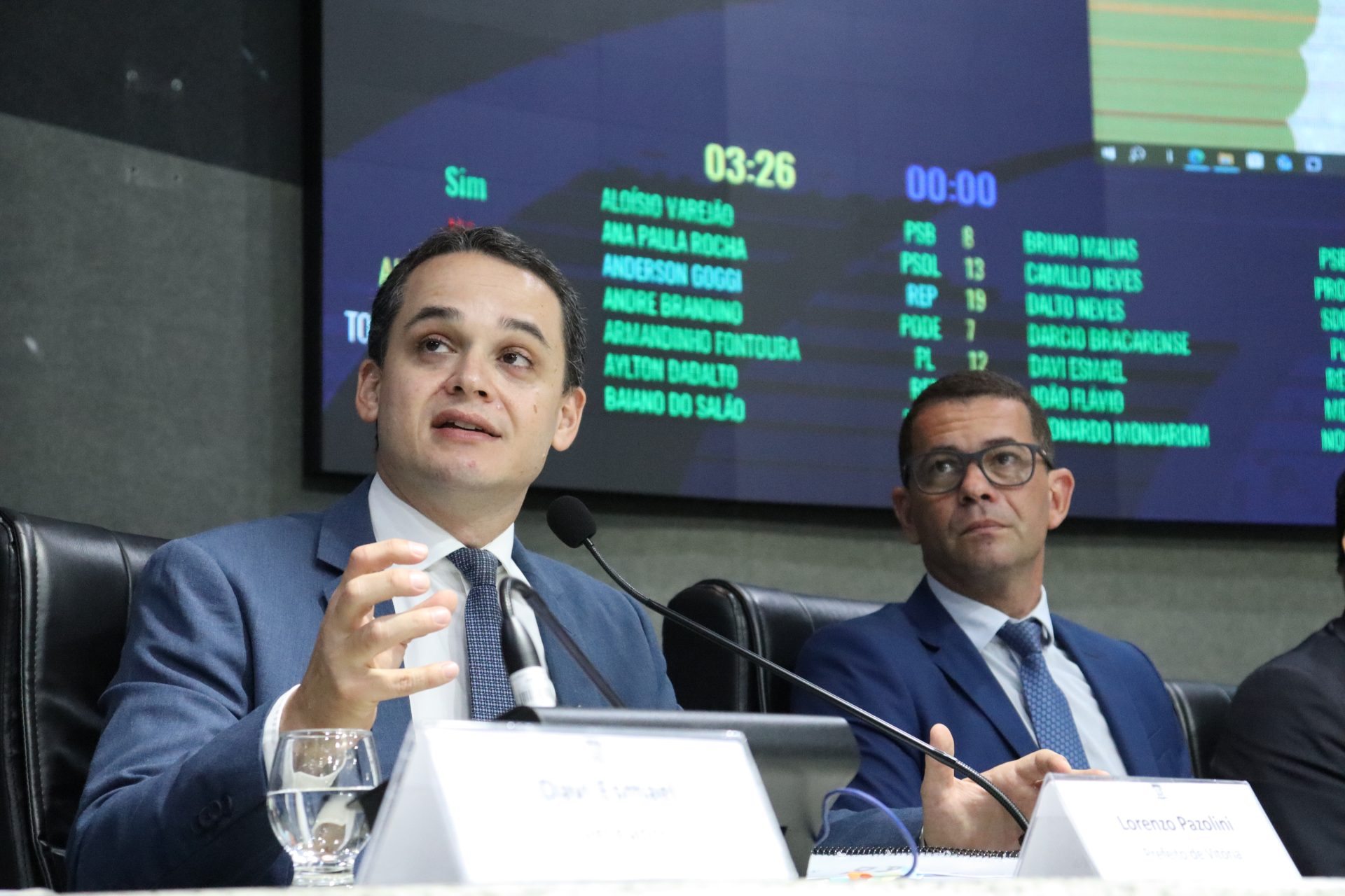Prefeito Lorenzo Pazolini apresenta prestação de contas semestral à Câmara Municipal de Vitória no Plenário Maria Ortiz. Foto: Ascom (CMV)