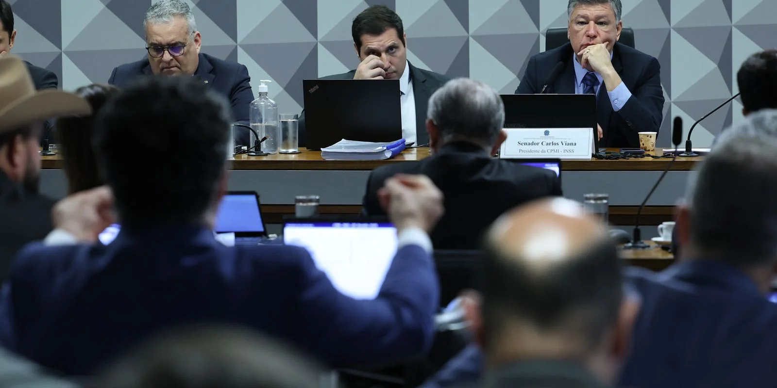Parlamentares pedem extensão do prazo da CPI do INSS para investigações - Foto: Lula Marques/ Agência Brasil