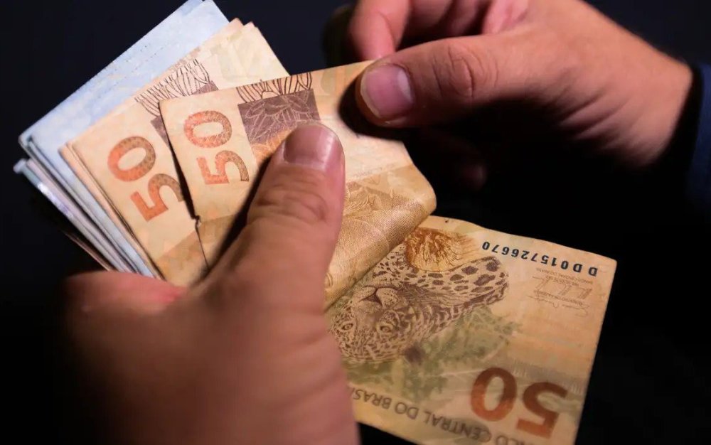 Capixabas organizam recursos e priorizam o planejamento financeiro diante dos juros elevados. Foto: Reprodução