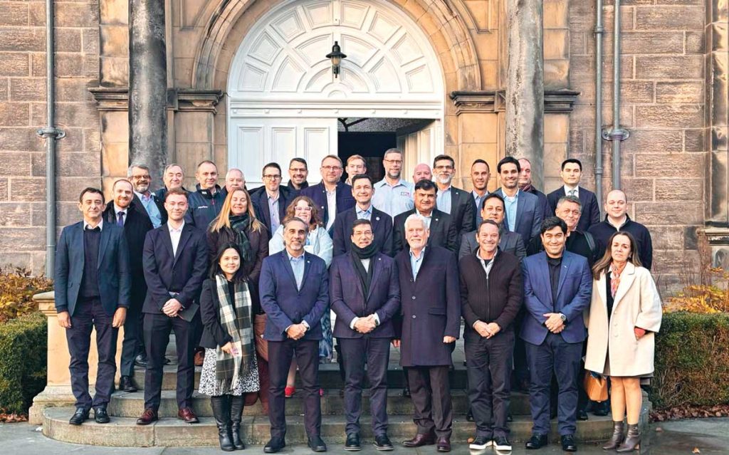 Com educação e inovação, FINDES acelera indústria do ES Com educação e inovação, FINDES acelera indústria do ES