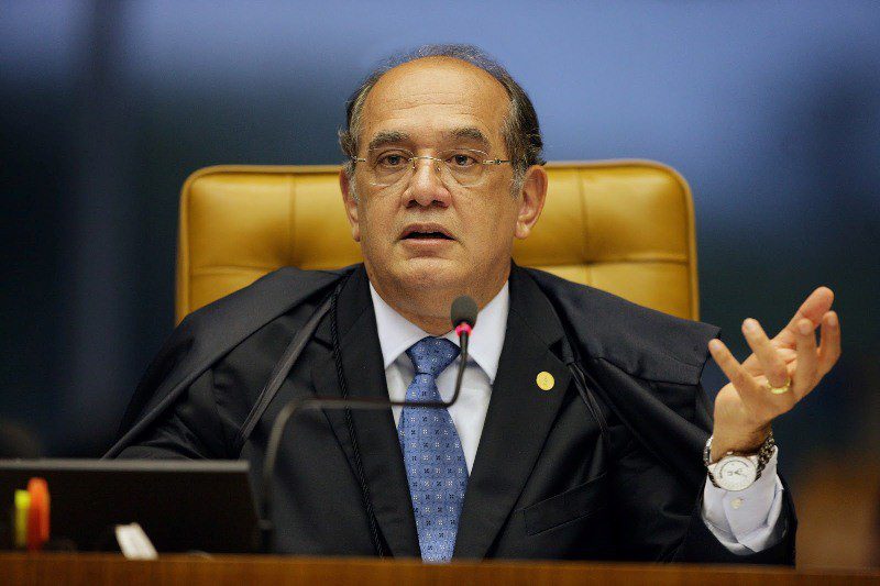 Gilmar Mendes, decano do STF, decide que apenas a PGR pode denunciar ministros da Corte por crimes de responsabilidade, visando proteger o Judiciário - Foto: Reprodução