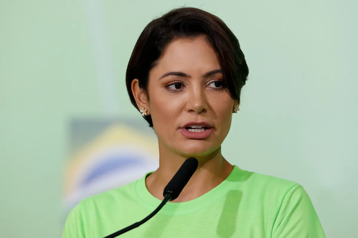 Michelle Bolsonaro atualiza sobre alimentação e fisioterapia do ex-presidente Jair Bolsonaro - Foto: Reprodução