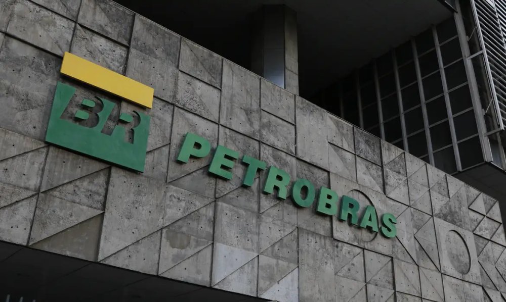 Trabalhadores do Sistema Petrobras aprovam greve nacional a partir de segunda-feira (15) após rejeição de contraproposta. Entenda as pautas de reivindicação - Foto: Frazão/Agência Brasil