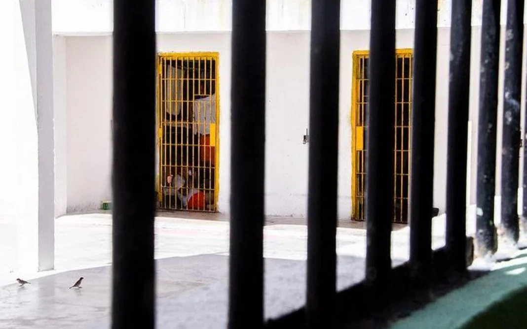 Quatro detentos utilizam habeas corpus falsificados para fugir do presídio em Belo Horizonte - Foto: Calvin Penna/TJCE