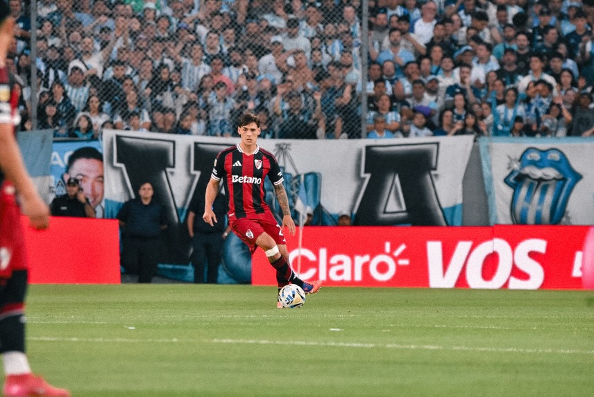 Entenda o cenário complexo que pode tirar o River Plate da Copa Libertadores 2026 - Foto: @riverplate
