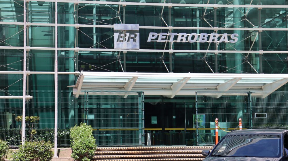 Greve nacional dos trabalhadores da Petrobras começa após rejeição de proposta do ACT. FUP informa adesão em refinarias e terminais - Foto: Reprodução