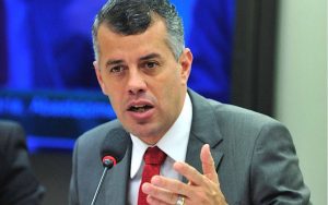 Deputado Evair Vieira de Melo é autor de projeto que endurece regras para concessão de benefícios a condenados por tráfico de drogas. Foto: Agência Câmara