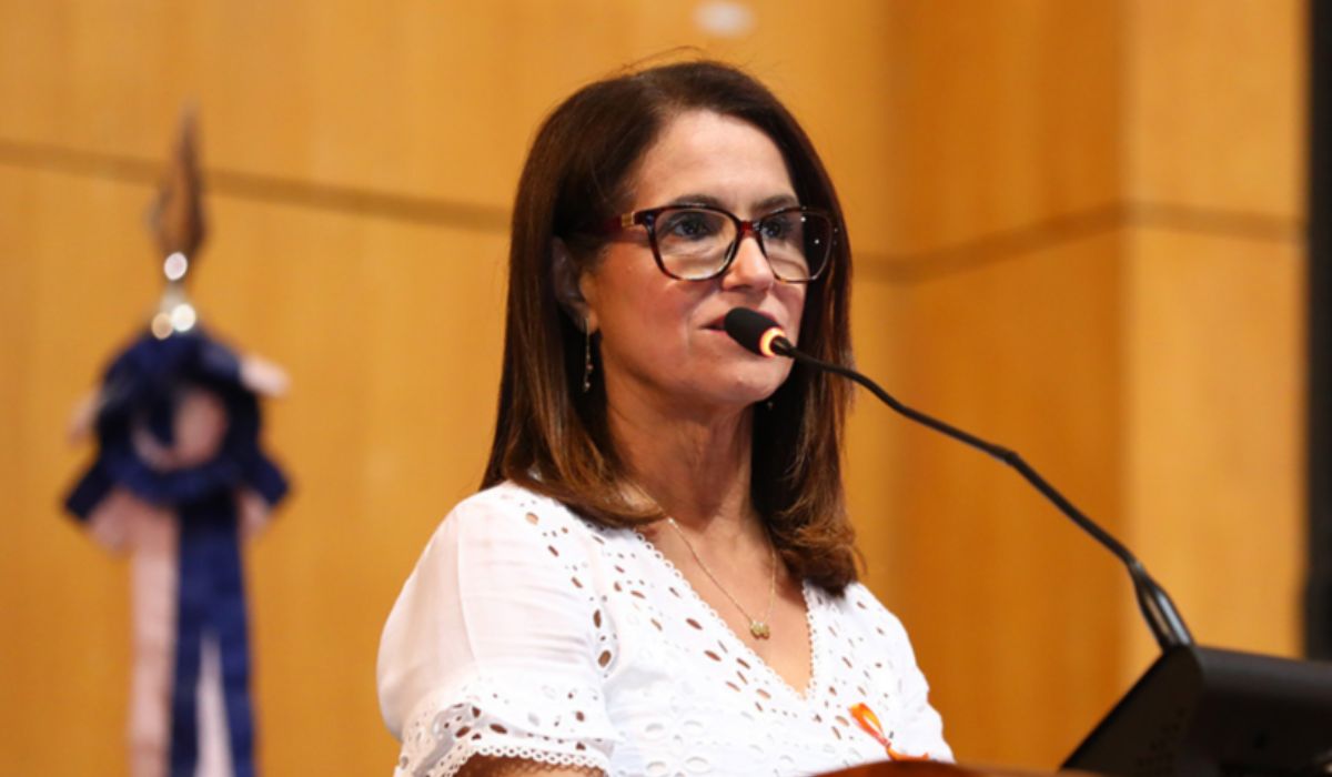 Valéria Barros Duarte de Morais
