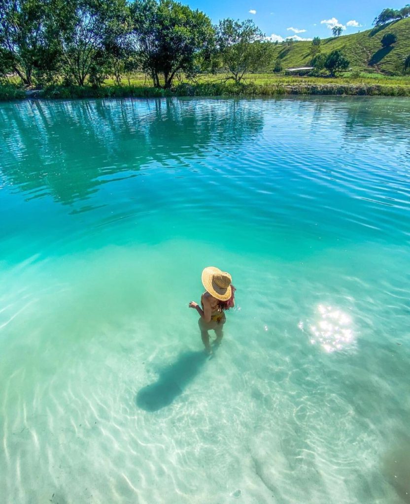 Lagoa Azul é espelho de águas tranquilas em Itapemirim