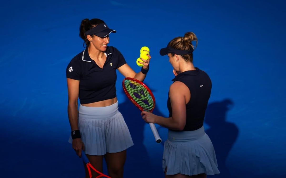 Dupla brasileira e canadense avança após salvar match points em Dubai.