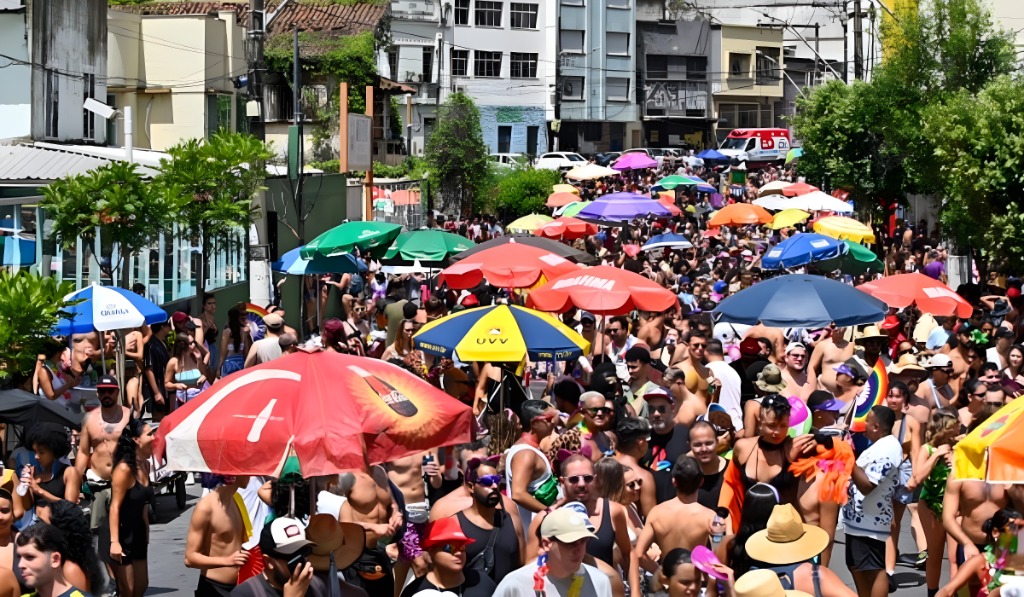Com a chegada do Carnaval, trabalhadores e empregadores se perguntam se os dias de folia garantem folga ou o expediente segue normal. Foto: Leonardo Duarte/ Prefeitura de Vitória