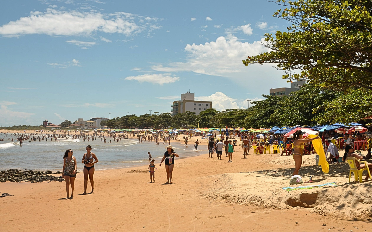 Turistas lotam as praias do Espírito Santo. Foto: Arquivo ES Braisl/NXTE