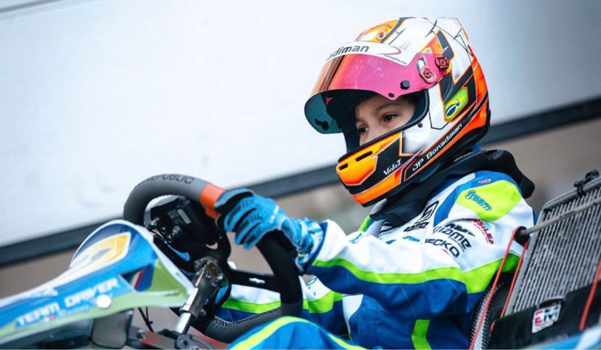 O piloto capixaba de kart João Paulo Bonadiman, de 13 anos, inicia a temporada de 2026 com uma agenda intensa no automobilismo nacional e internacional. Foto: Boxbox Photo