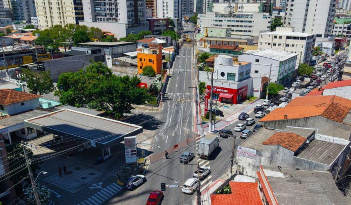 A orientação é que condutores programem os deslocamentos e fiquem atentos à sinalização provisória instalada na área. Foto: Ocimar Moreira