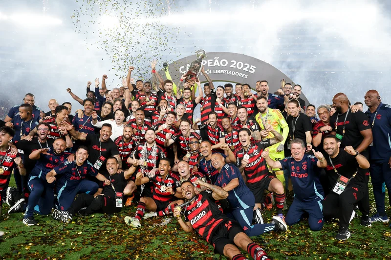Seis equipes competem por vagas na fase de grupos da Libertadores 2026.